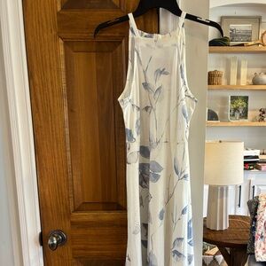 noracora White Maxi Dress with Blue Floral Print size S